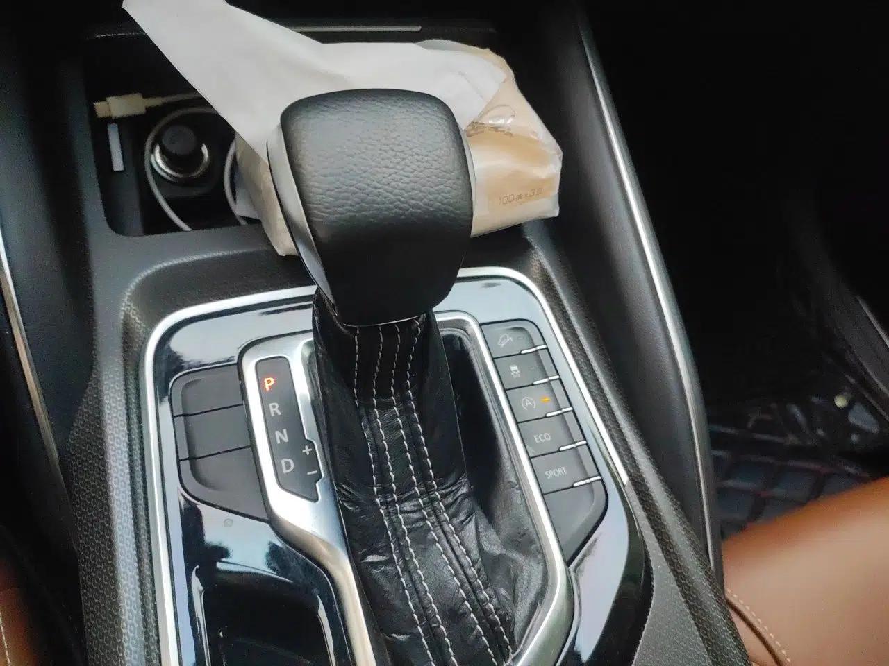 SAIC MAXUS D90  — миниатюра 15