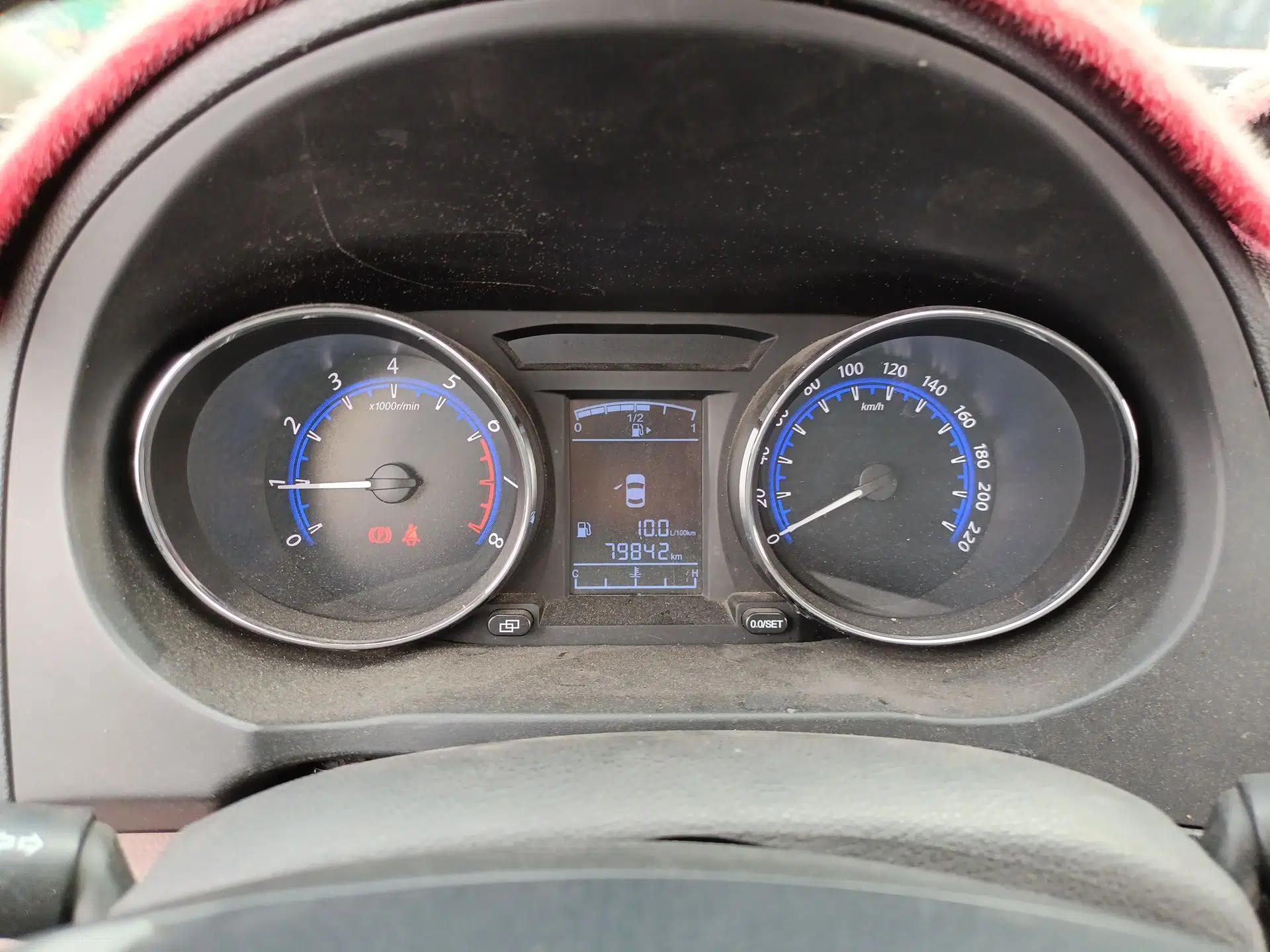 FORTHING SX6 2016 1.6L Manual Luxury Model — миниатюра 12