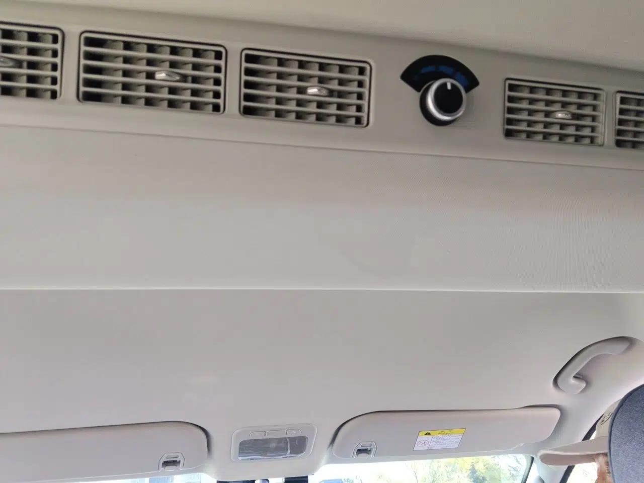 FORTHING Lingzhi PLUS 2023 2.0L Manual Comfort Version CNG 7-Seater — миниатюра 19