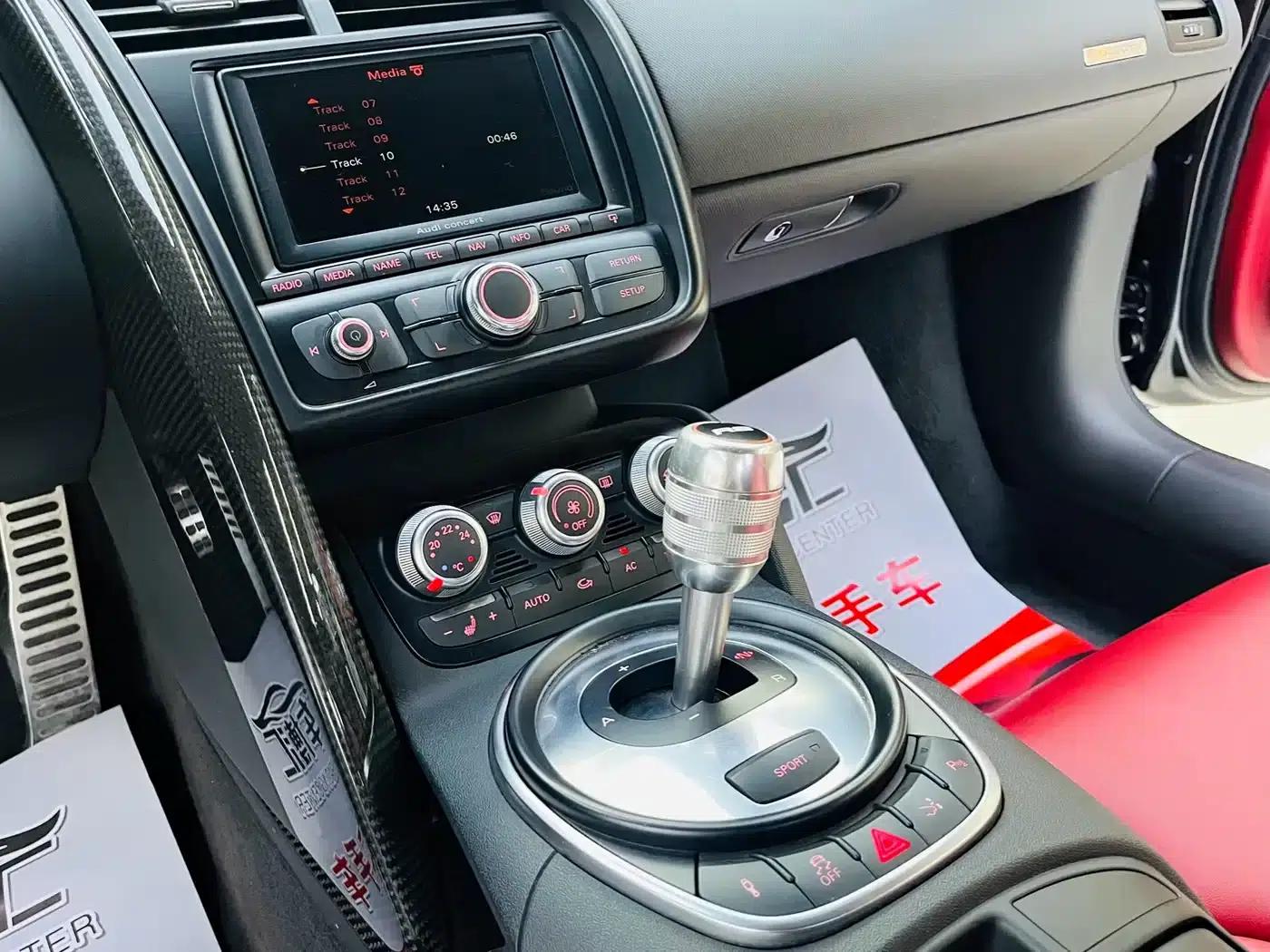 Audi R8 2012 5.2 FSI quattro Limited Edition — миниатюра 13