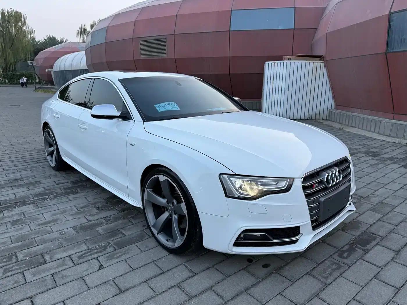 2012 Audi S5 3.0T Sportback — миниатюра 3
