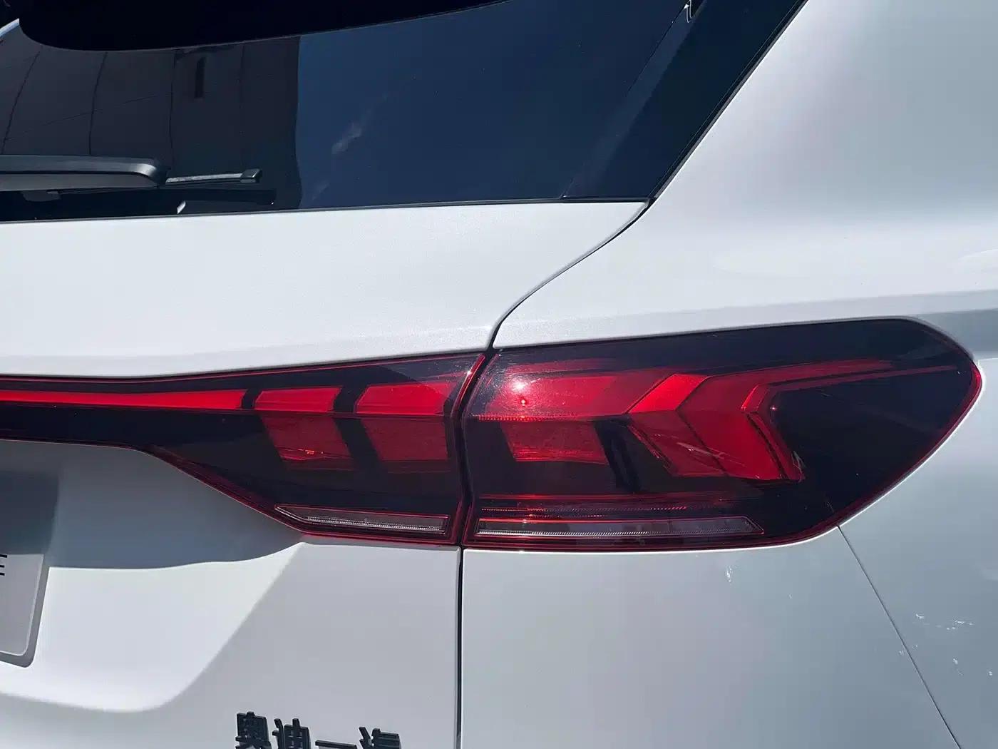 Audi Q6L e-tron 2026 First Edition — миниатюра 13