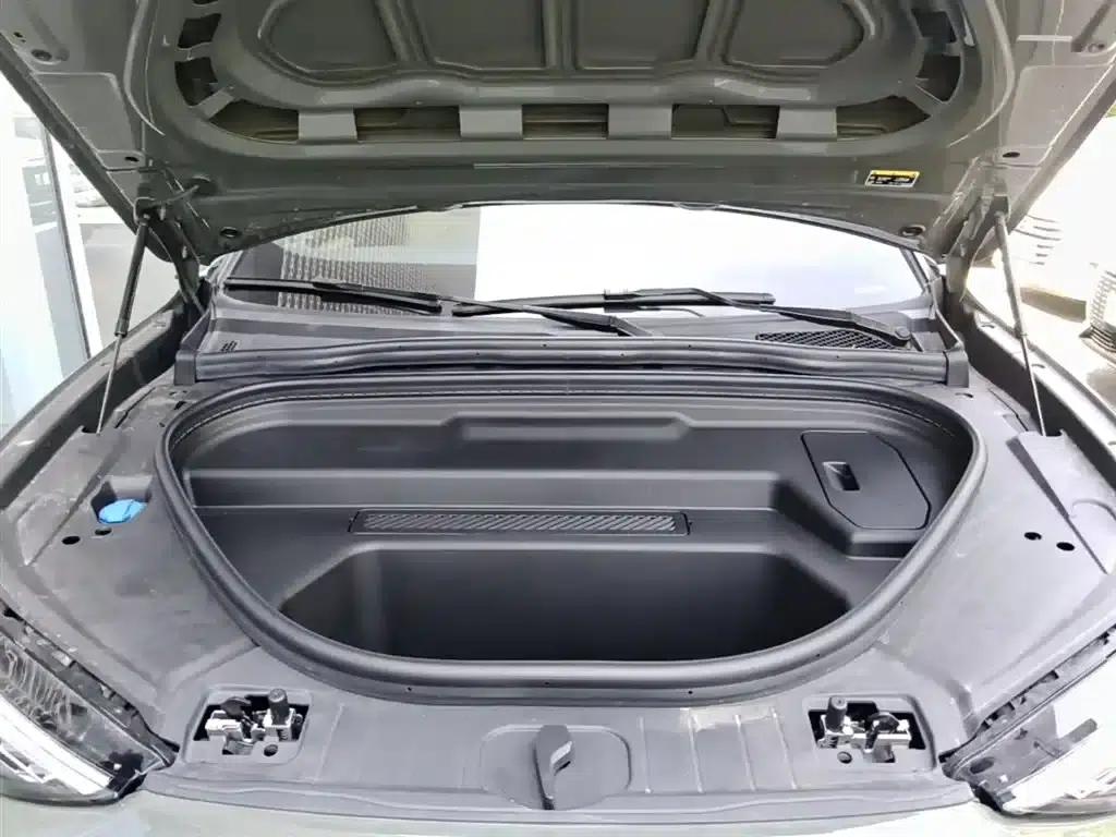 Audi Q6L e-tron 2026 First Edition — миниатюра 20