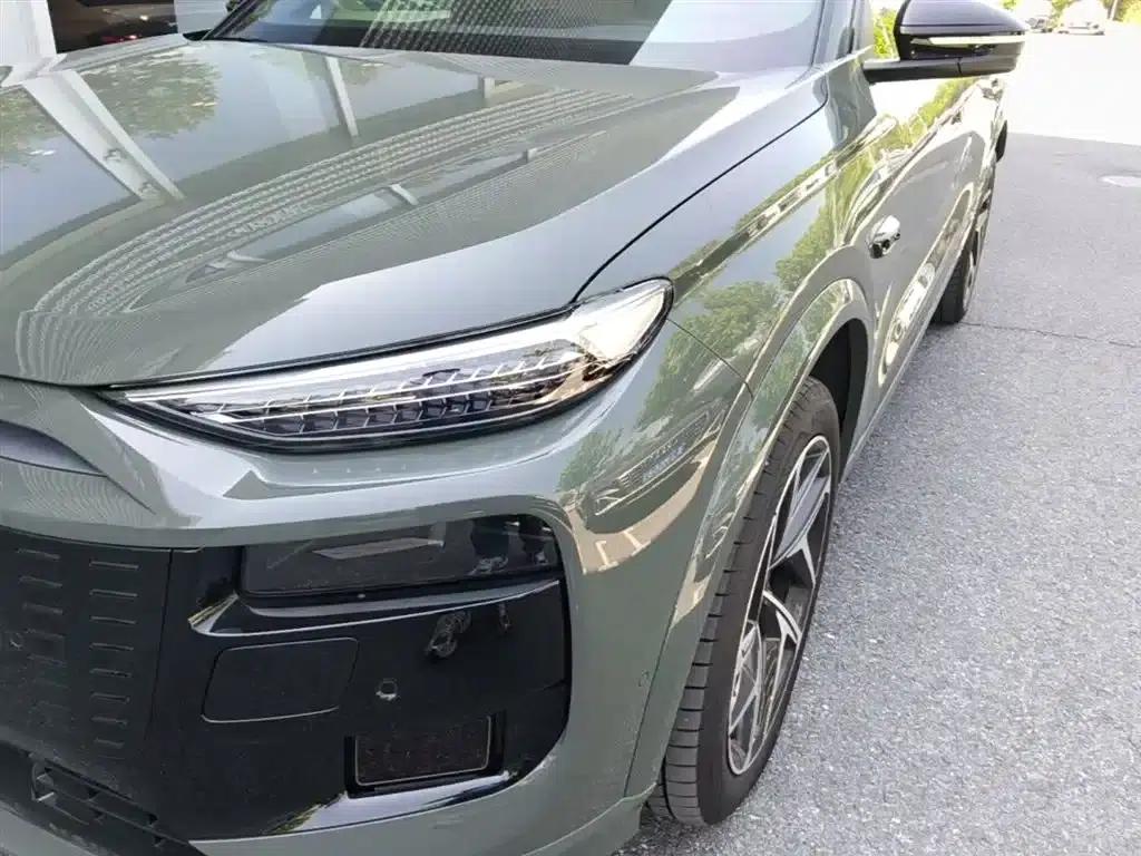 Audi Q6L e-tron 2026 First Edition — миниатюра 24