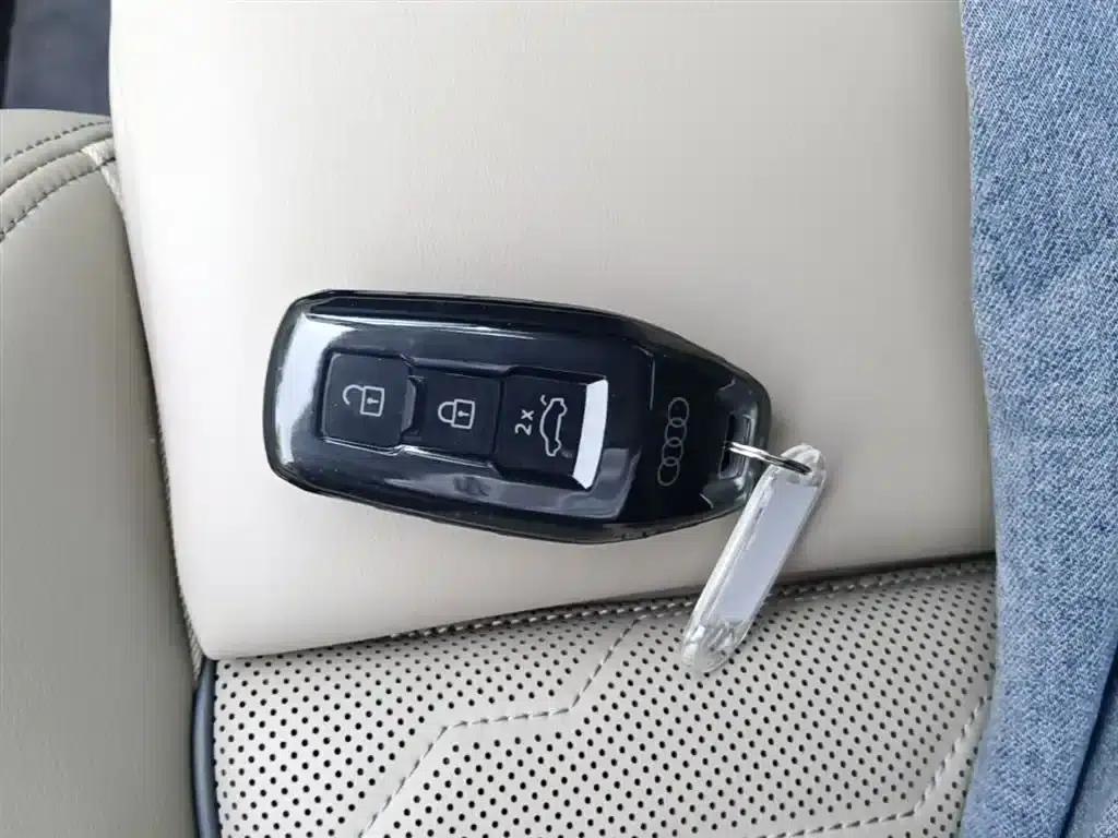 Audi Q6L e-tron 2026 First Edition — миниатюра 9