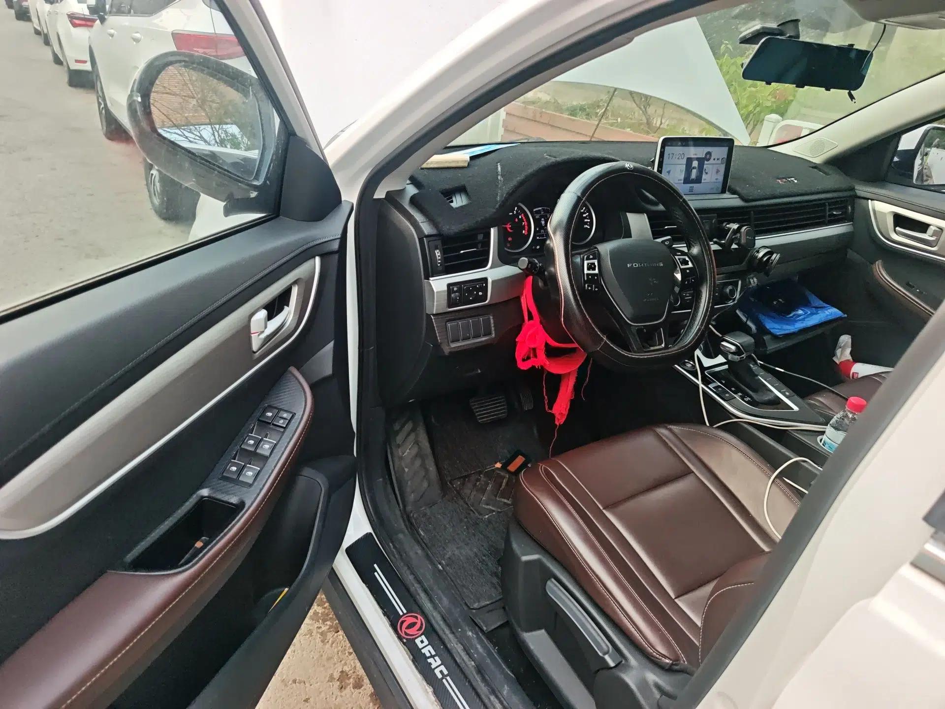 FORTHING T5L 2020 Revised 1.5T Automatic Luxury 7-Seater — миниатюра 13