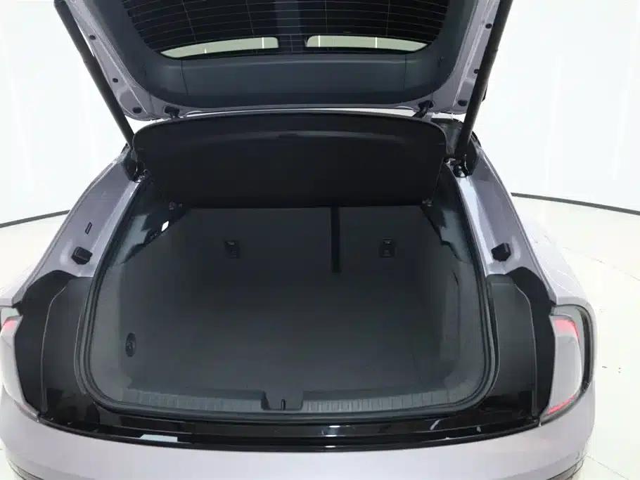 Audi E5 Sportback 2026 Flagship quattro — миниатюра 8