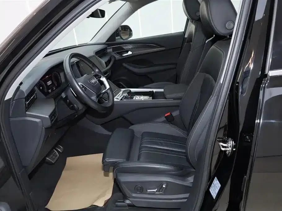 Audi Q6 2024 40 TFSI quattro Cloud View Edition, Feathered Forest Package, 7-seater — миниатюра 18