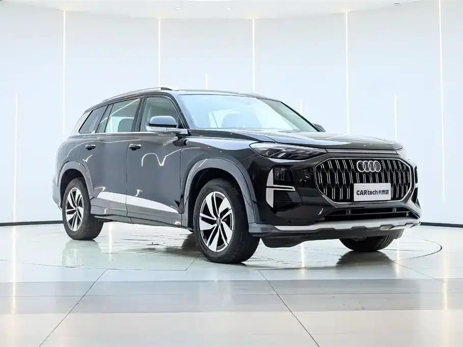 Audi Q6 2024 40 TFSI quattro Cloud View Edition, Feathered Forest Package, 7-seater — миниатюра 3