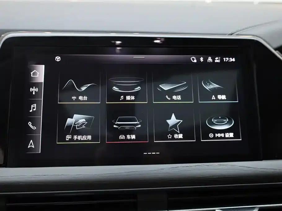 Audi Q6 2024 40 TFSI quattro Cloud View Edition, Feathered Forest Package, 7-seater — миниатюра 22