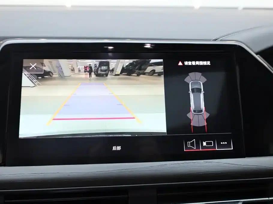 Audi Q6 2024 40 TFSI quattro Cloud View Edition, Feathered Forest Package, 7-seater — миниатюра 30
