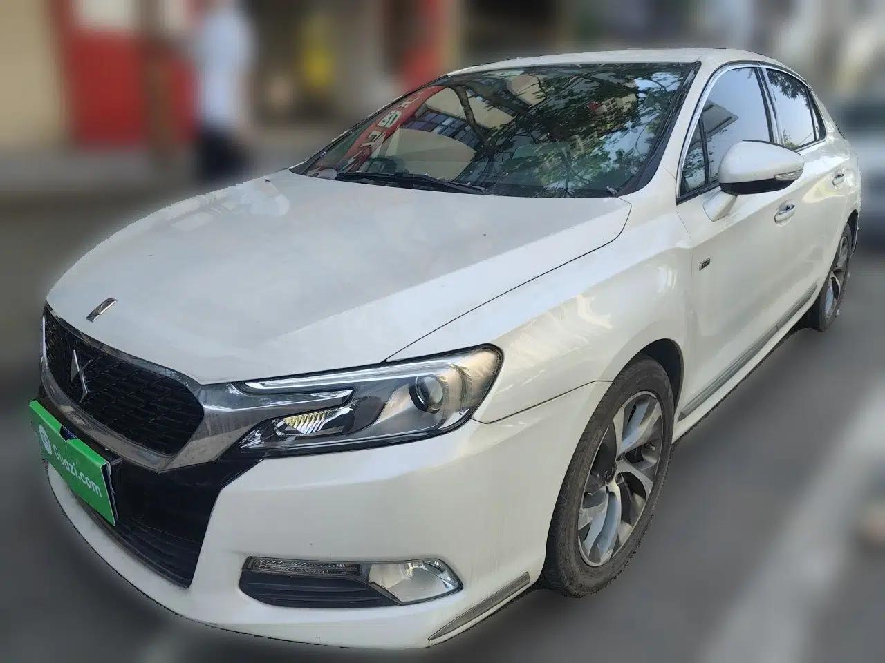 DS 5LS 2014 1.6T Luxury Edition THP160 — миниатюра 1