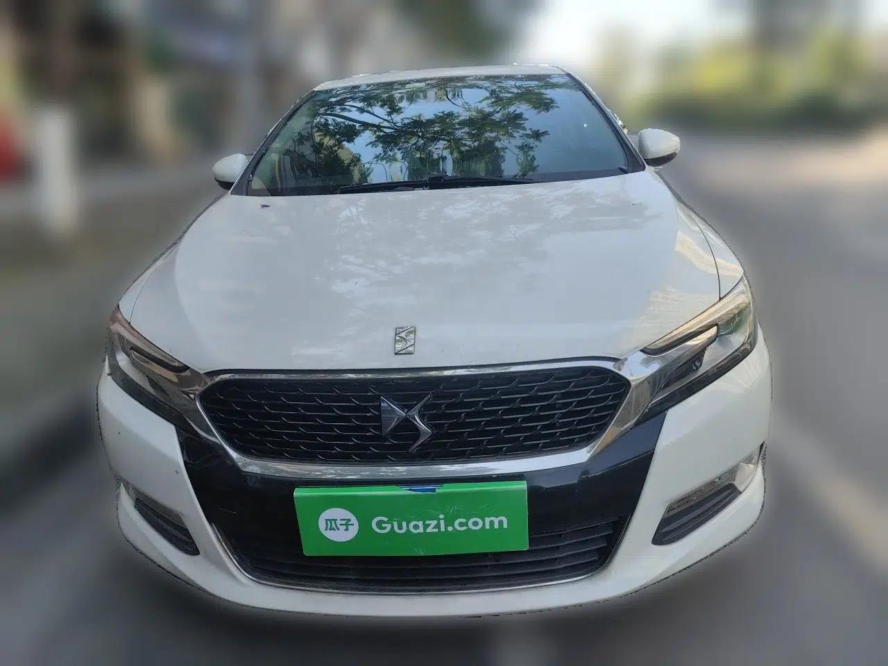 DS 5LS 2014 1.6T Luxury Edition THP160 — миниатюра 2