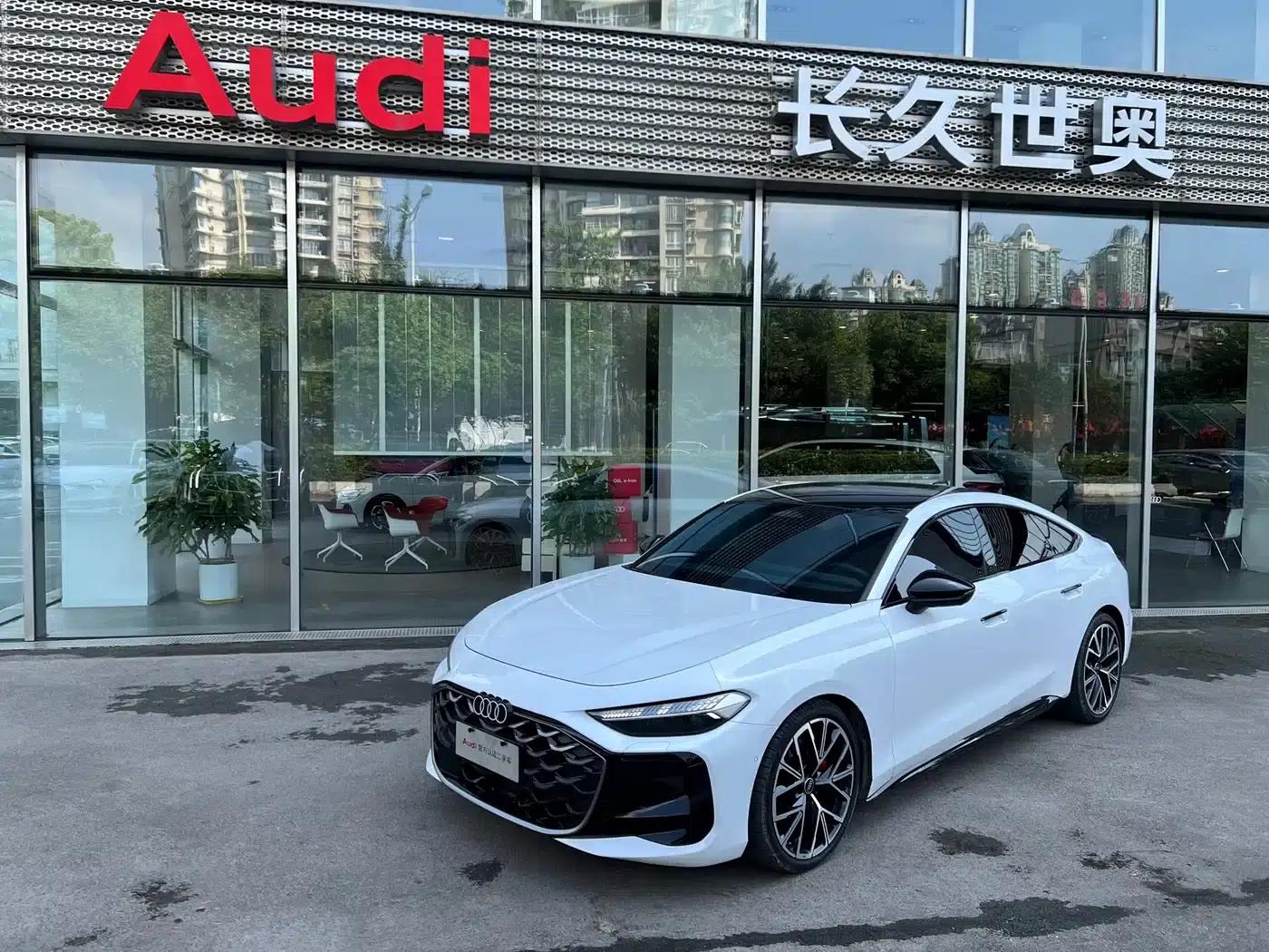 Audi A5L Sportback 2026 TFSI 150kW Intelligent Quattro Model — миниатюра 1