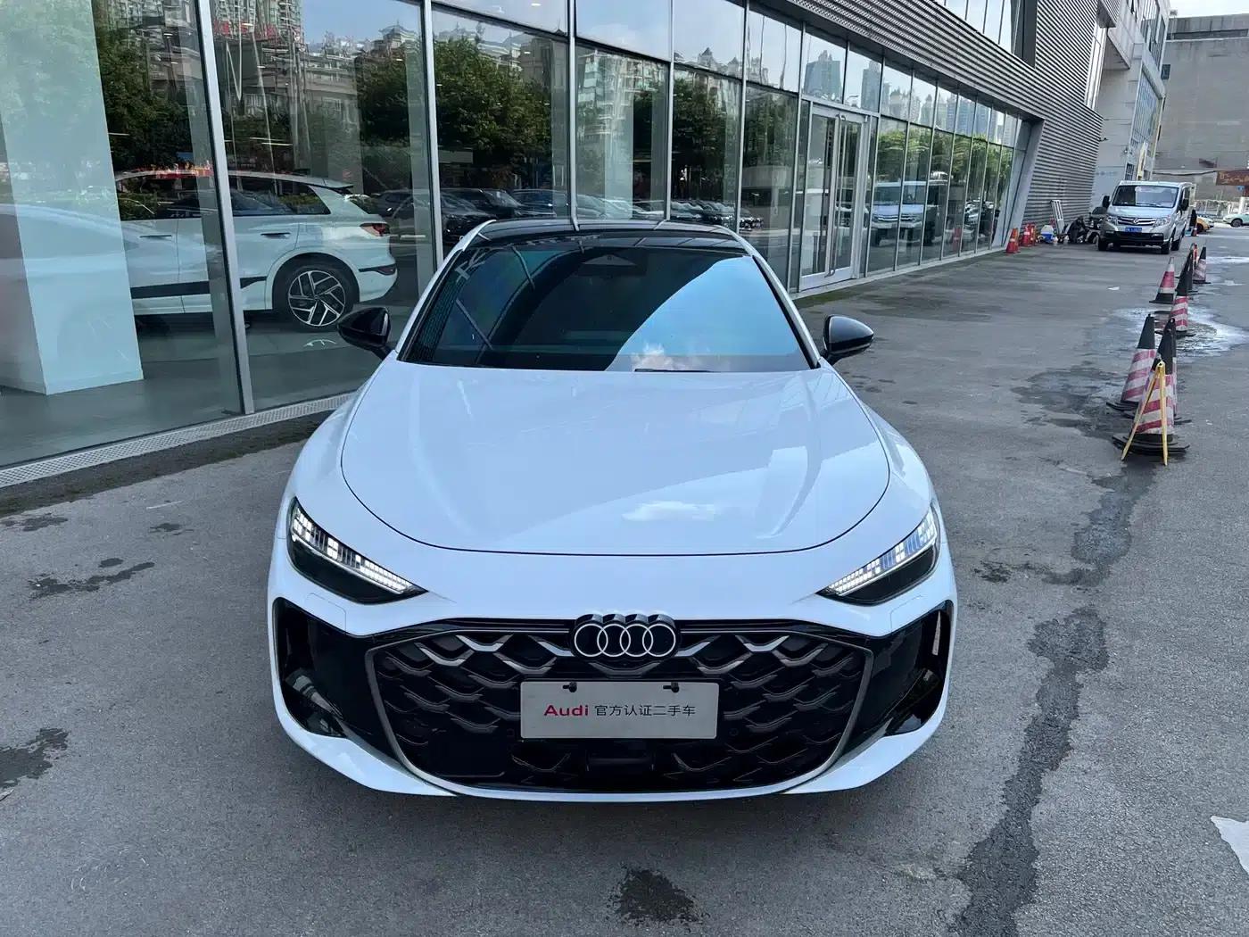 Audi A5L Sportback 2026 TFSI 150kW Intelligent Quattro Model — миниатюра 4
