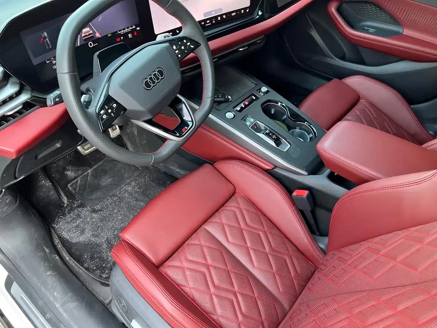 Audi A5L Sportback 2026 TFSI 150kW Intelligent Quattro Model — миниатюра 6