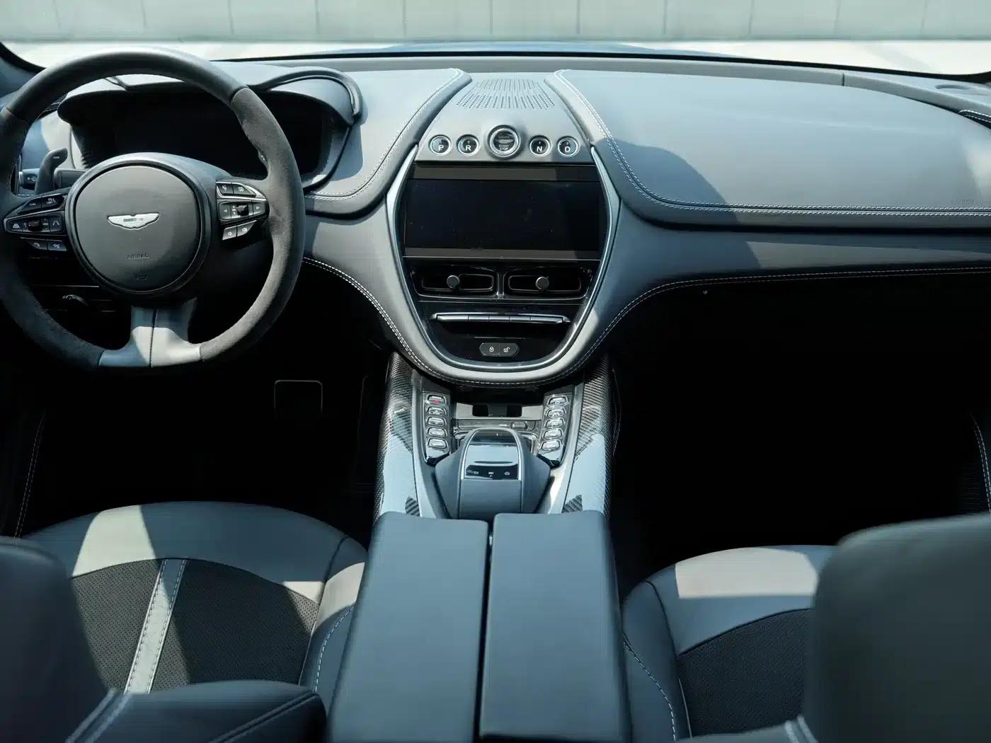 Aston Martin DBX 2022 3.0T STRAIGHT-SIX — миниатюра 16
