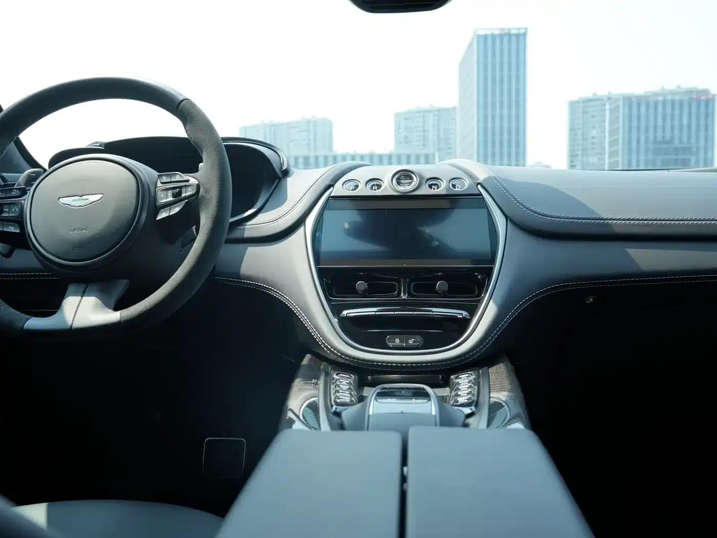 Aston Martin DBX 2022 3.0T STRAIGHT-SIX — миниатюра 19