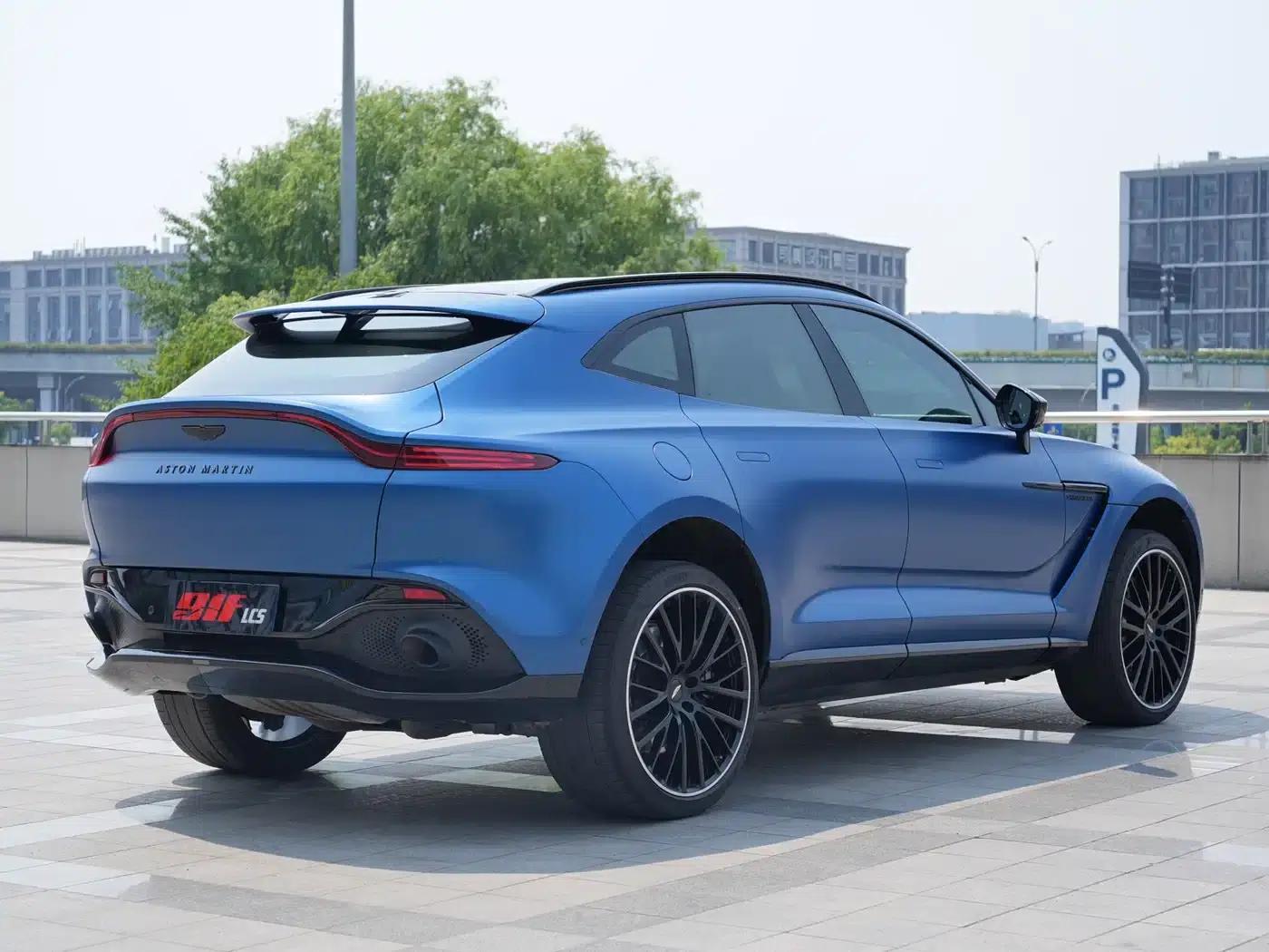 Aston Martin DBX 2022 3.0T STRAIGHT-SIX — миниатюра 10