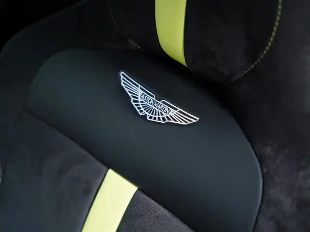 2022 V8 Vantage 4.0T V8 F1 Edition Coupe — миниатюра 36