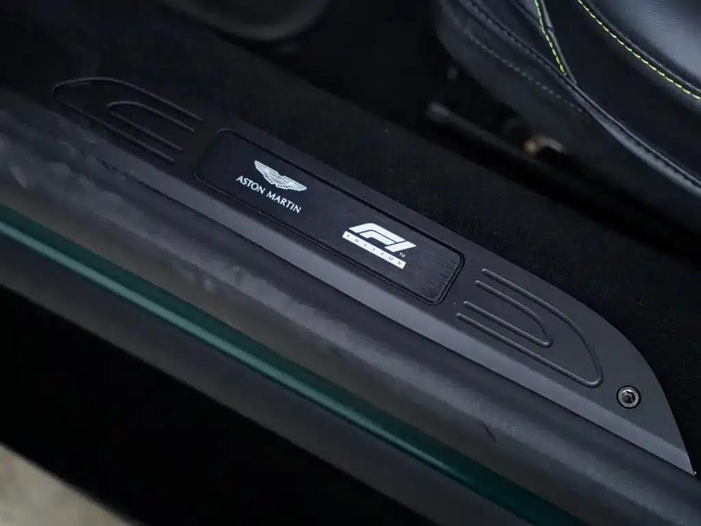 2022 V8 Vantage 4.0T V8 F1 Edition Coupe — миниатюра 39