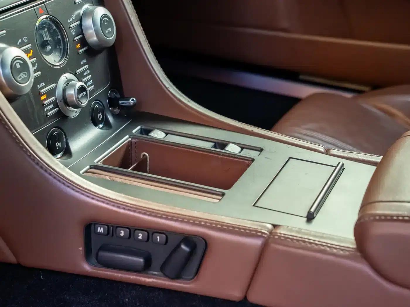 V8 Vantage 2008 4.7 Sportshift Roadster — миниатюра 15