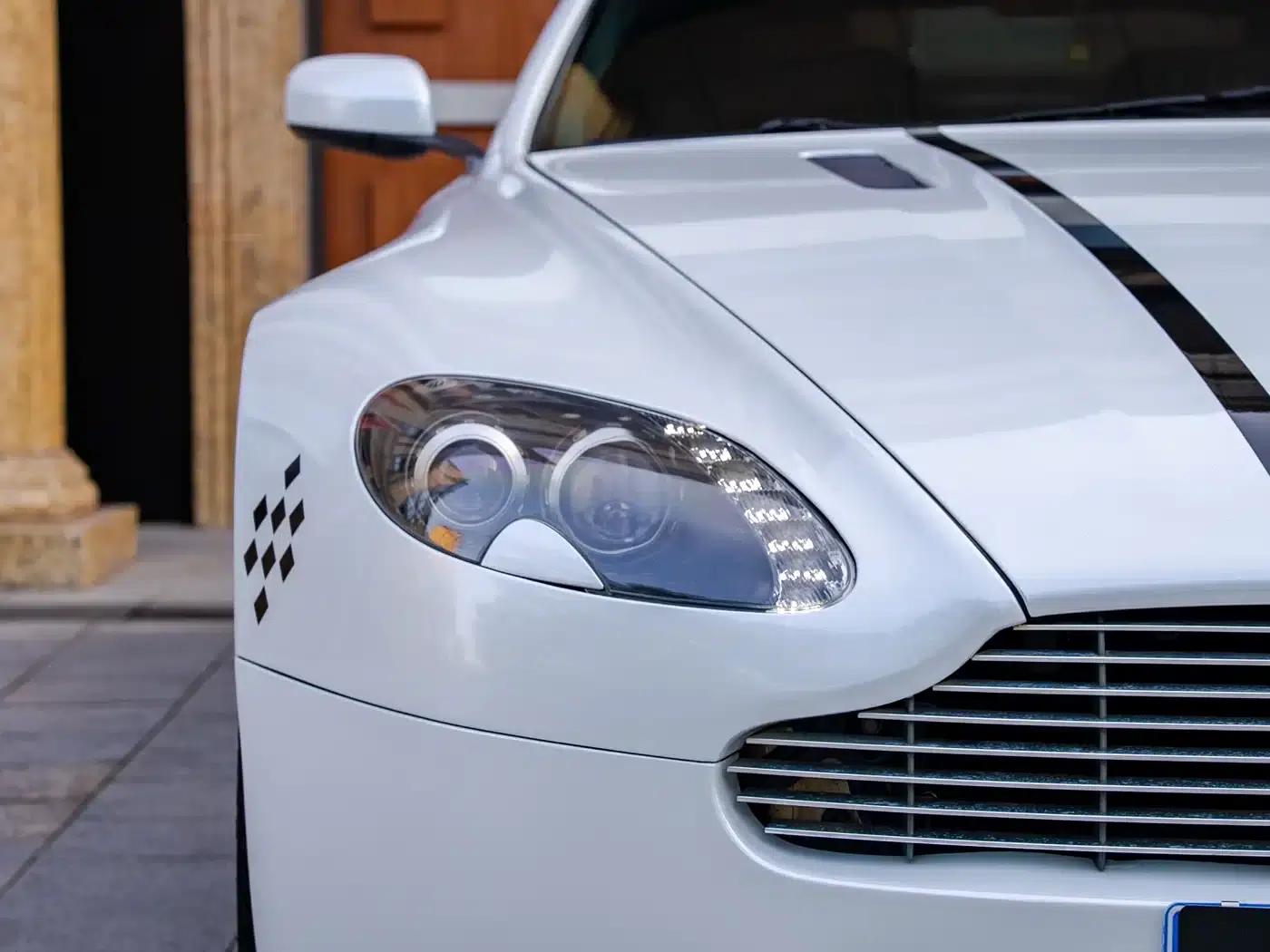 V8 Vantage 2008 4.7 Sportshift Roadster — миниатюра 8