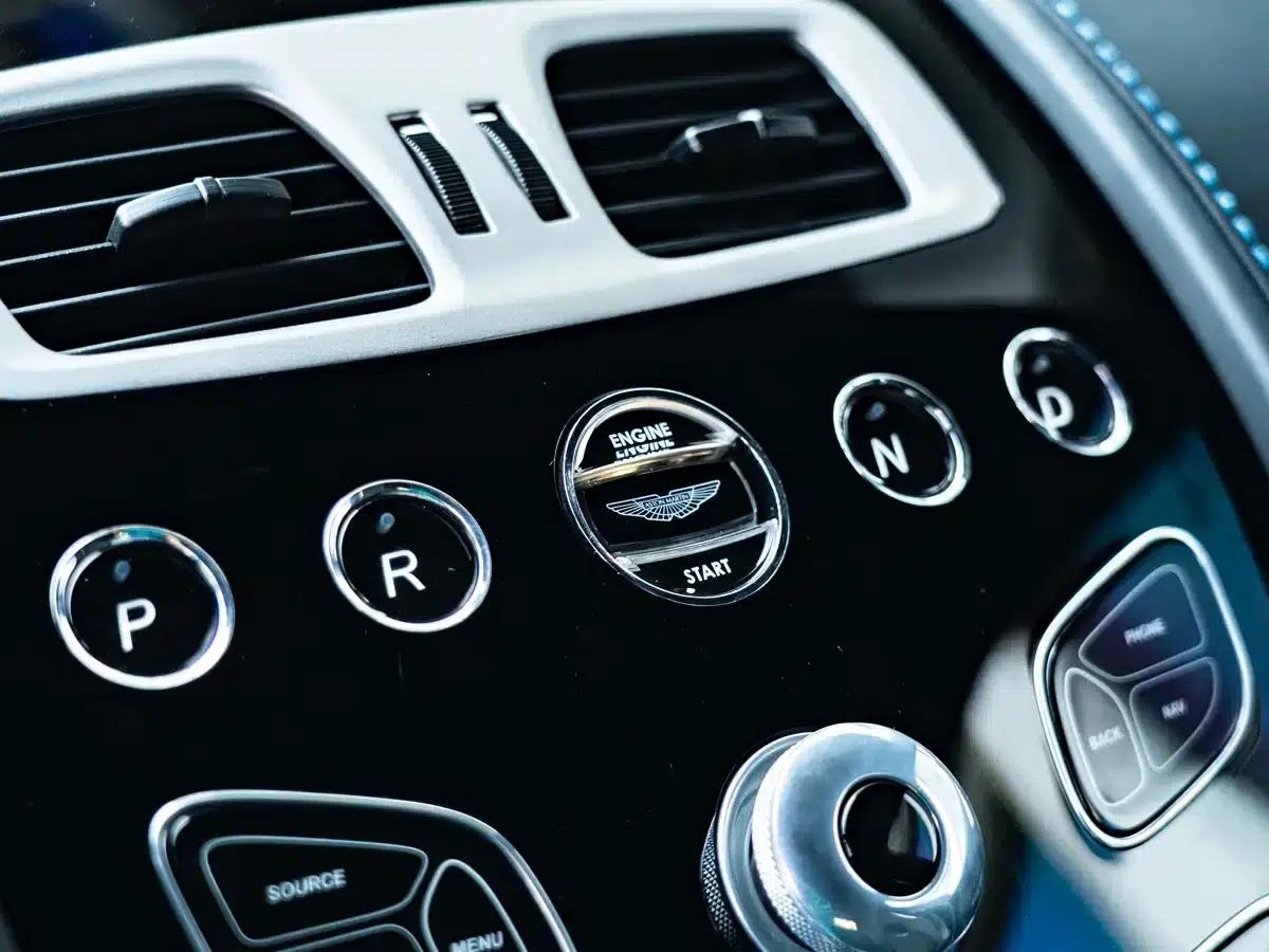 2016 Rapide 6.0L S — миниатюра 17