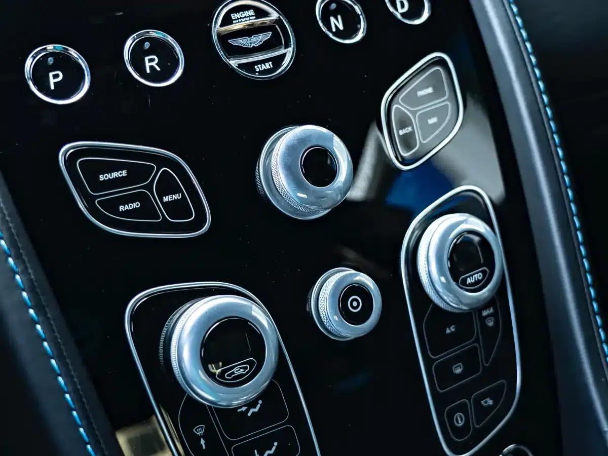 2016 Rapide 6.0L S — миниатюра 18