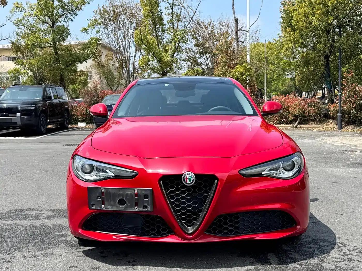 Giulia Juliet 2017 2.0T 280HP Luxury Edition — миниатюра 2