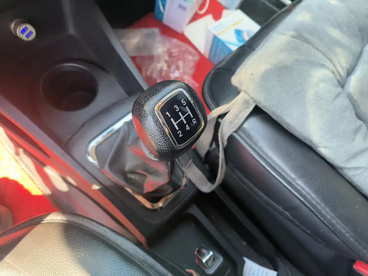 Dongfeng Aeolus AX3 2017 Leading Edition 1.5L Manual Shangkui Model — миниатюра 15