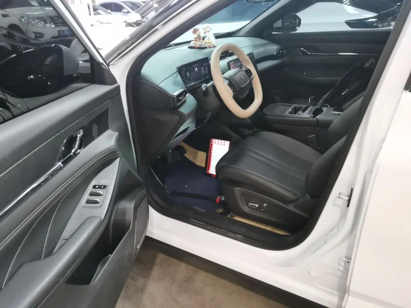 Dongfeng Aeolus L7 New Energy 2024 205 Pro — миниатюра 18