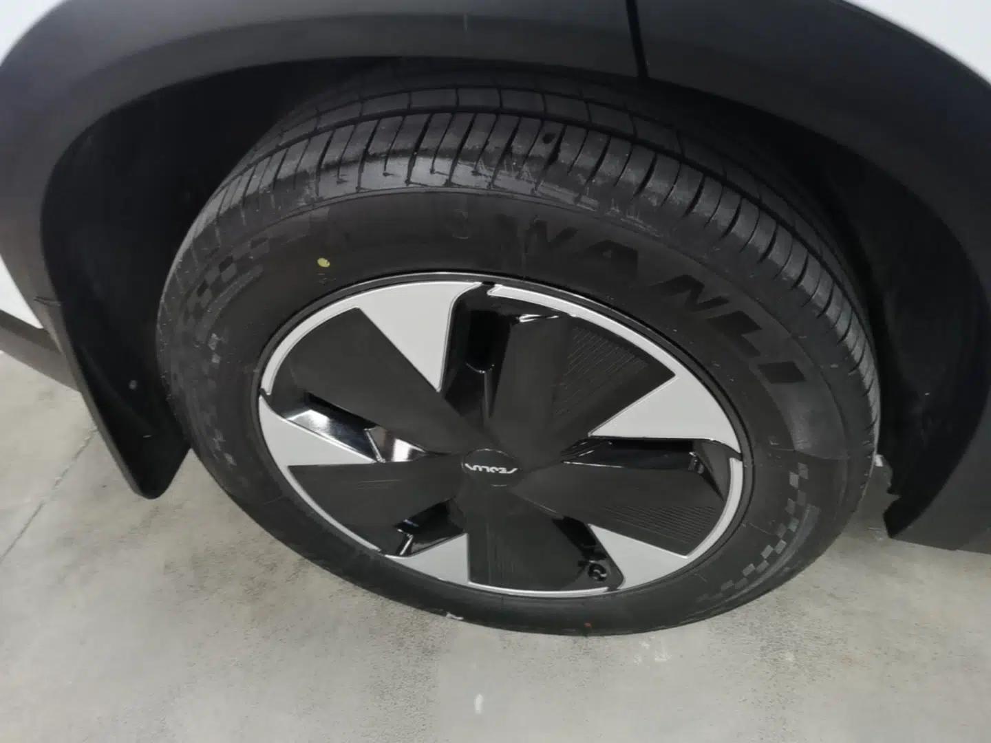 Dongfeng Aeolus L7 New Energy 2024 205 Pro — миниатюра 10