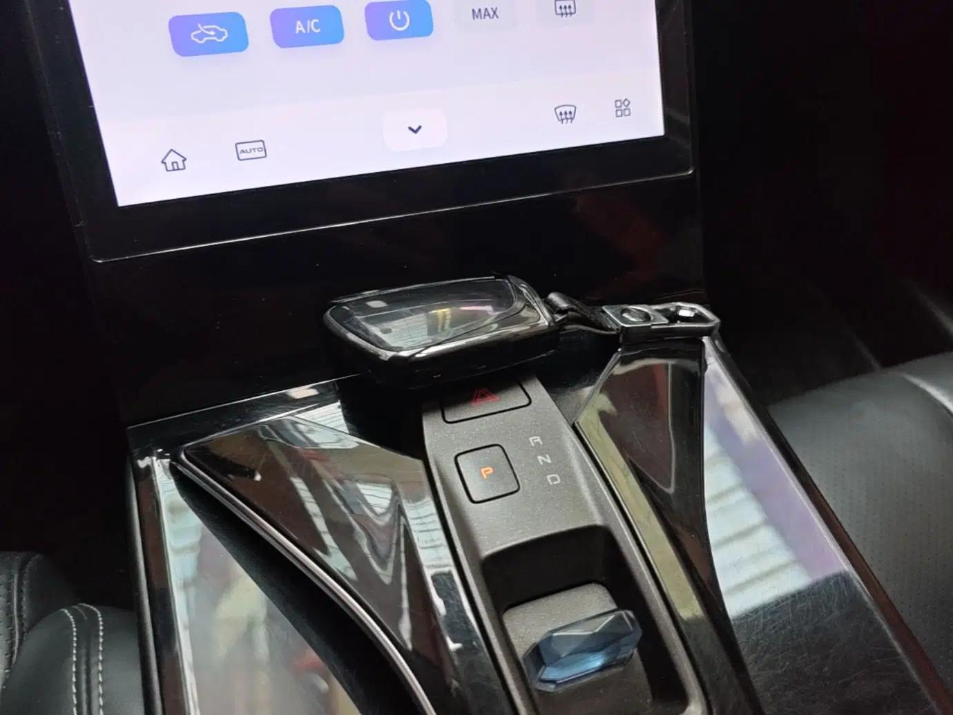 Dongfeng Aeolus Mage 2023 DH-i 1.5T Luxury Edition — миниатюра 17