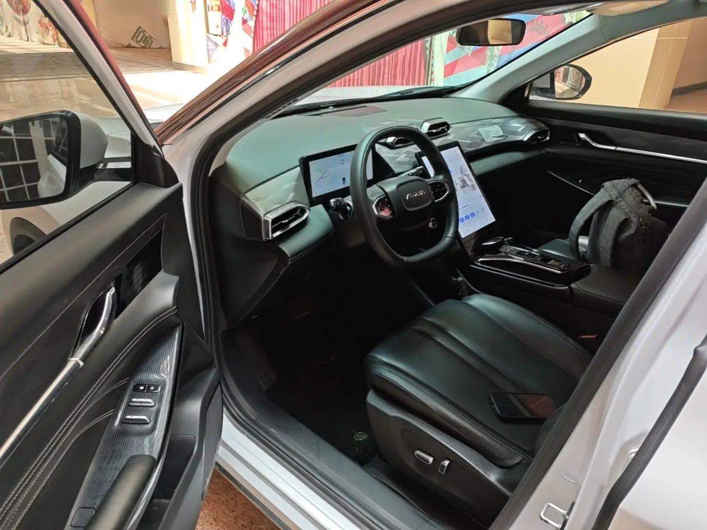 Dongfeng Aeolus Mage 2023 DH-i 1.5T Luxury Edition — миниатюра 19