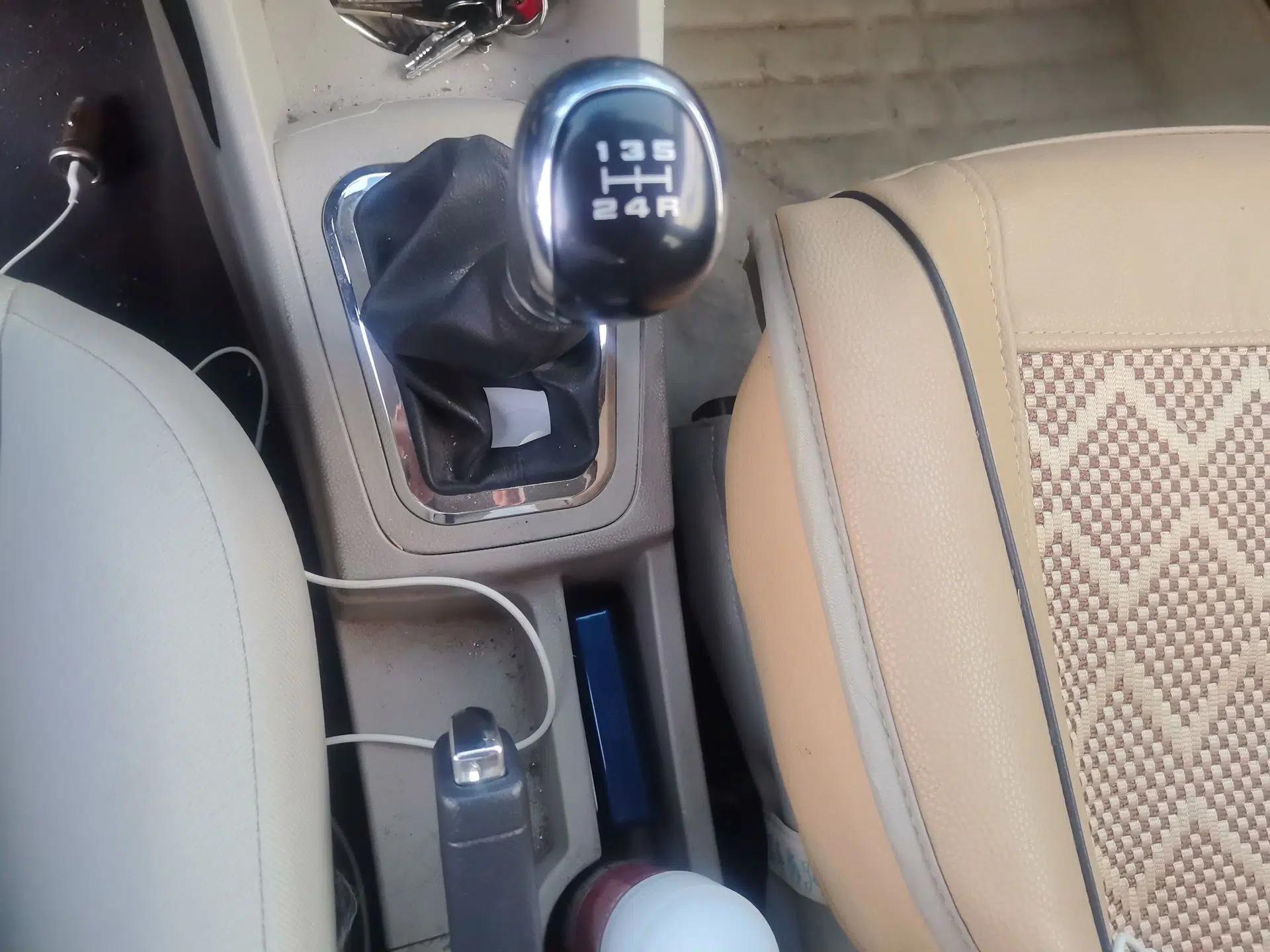 Dongfeng Aeolus A30 2014 1.5L Manual Sishang Model — миниатюра 15