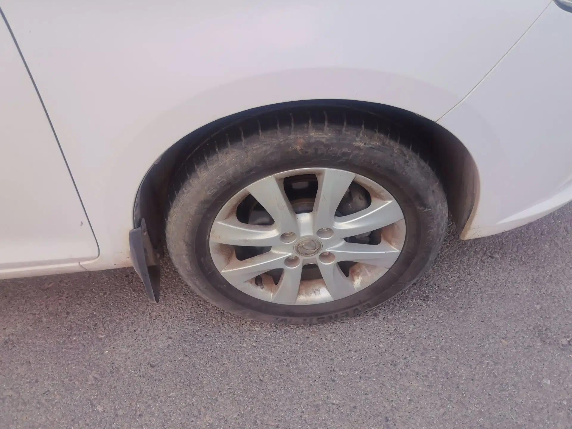 Dongfeng Aeolus A30 2014 1.5L Manual Sishang Model — миниатюра 8