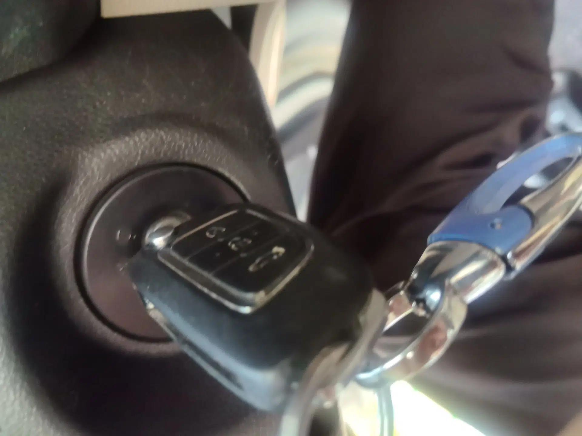 Dongfeng Aeolus A30 2014 1.5L Manual Sishang Model — миниатюра 9