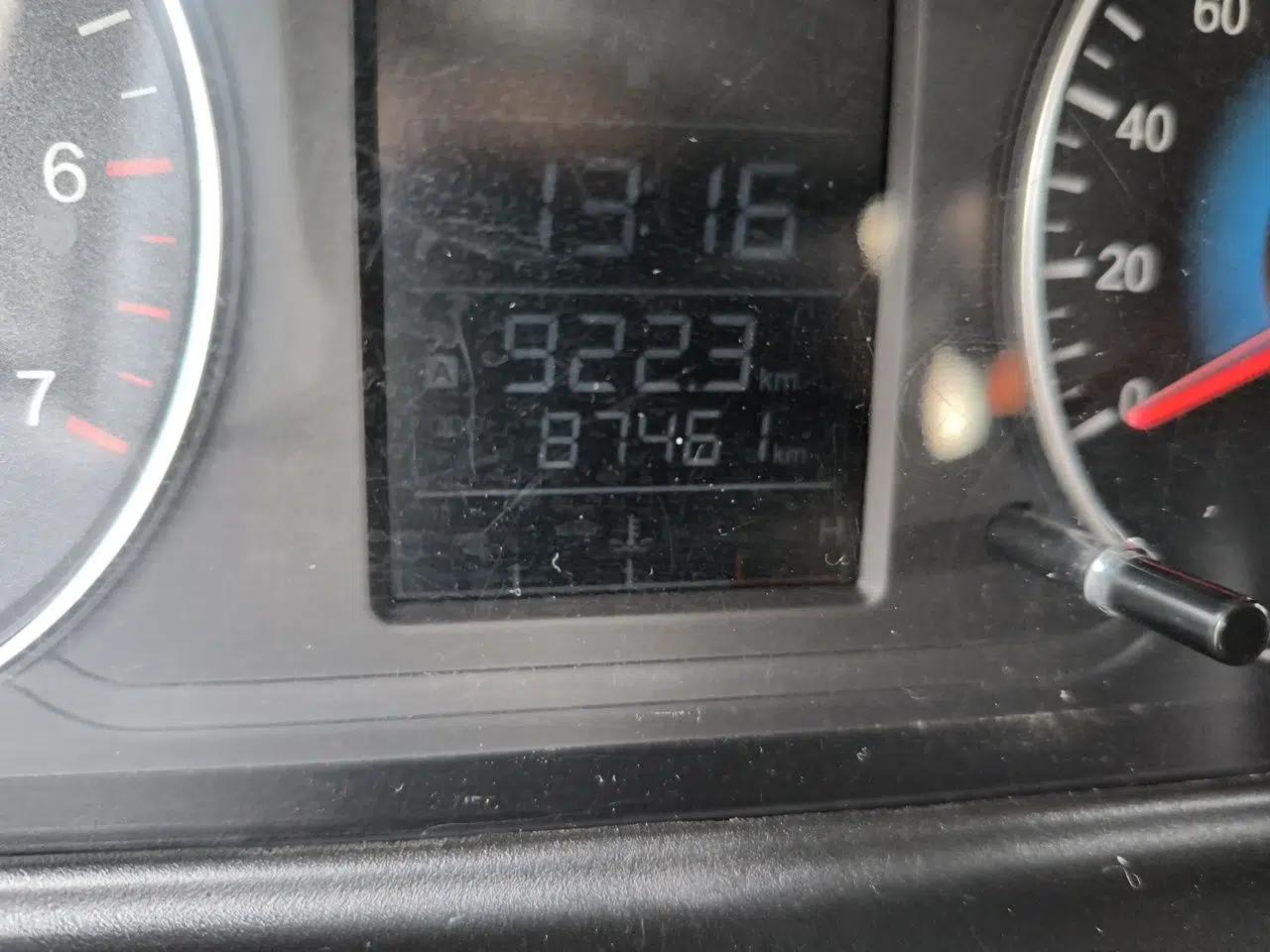 Dongfeng Fengon 330 2014 1.5L Manual Utility Version DK15 — миниатюра 13