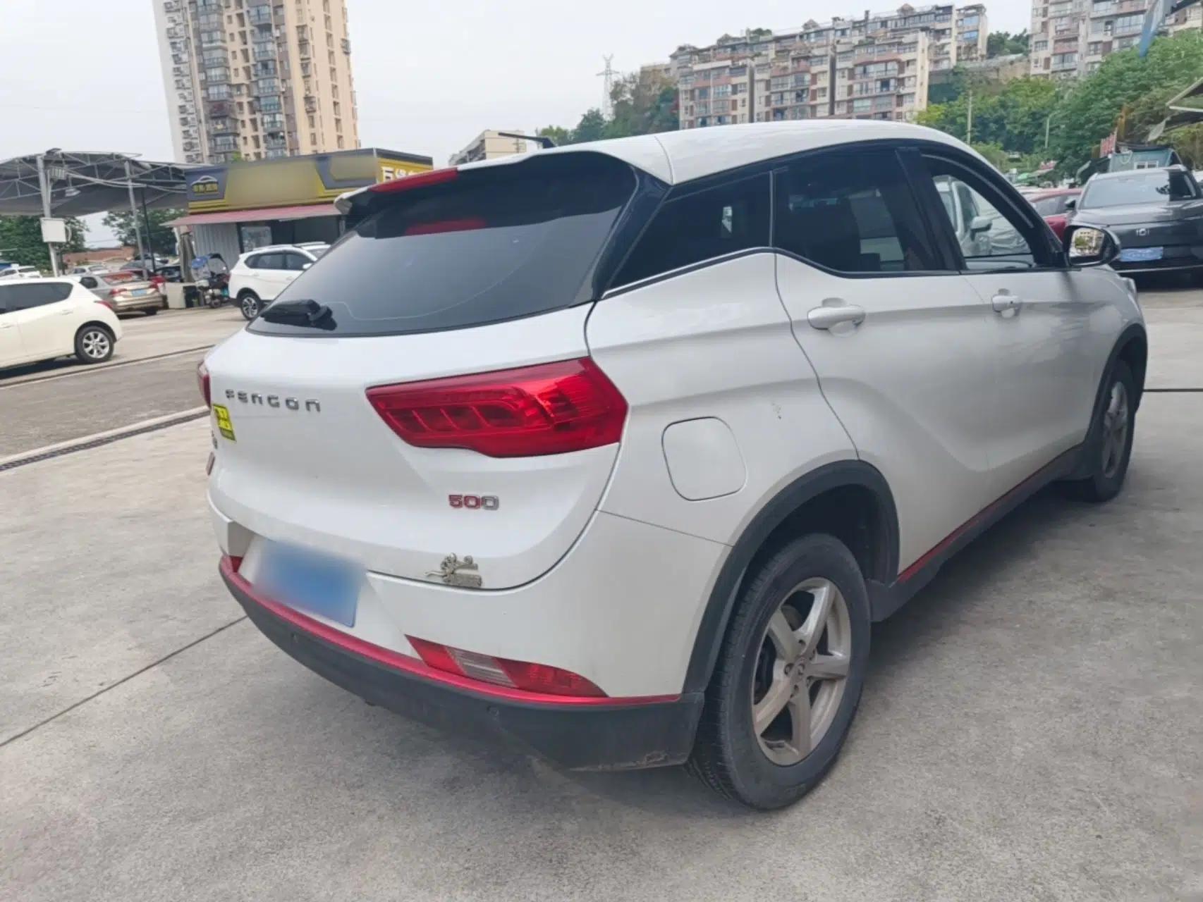 Dongfeng Fengon 500 2021 1.5L Manual Enjoyment Model — миниатюра 6