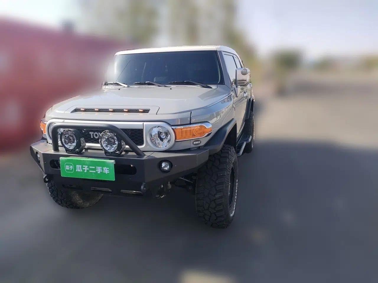 Toyota FJ Cruiser 2023 4.0L FINAL Edition – Eight-Cylinder – Middle East — миниатюра 1