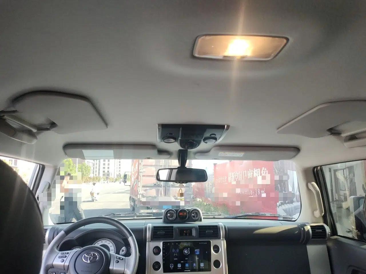 Toyota FJ Cruiser 2023 4.0L FINAL Edition – Eight-Cylinder – Middle East — миниатюра 19