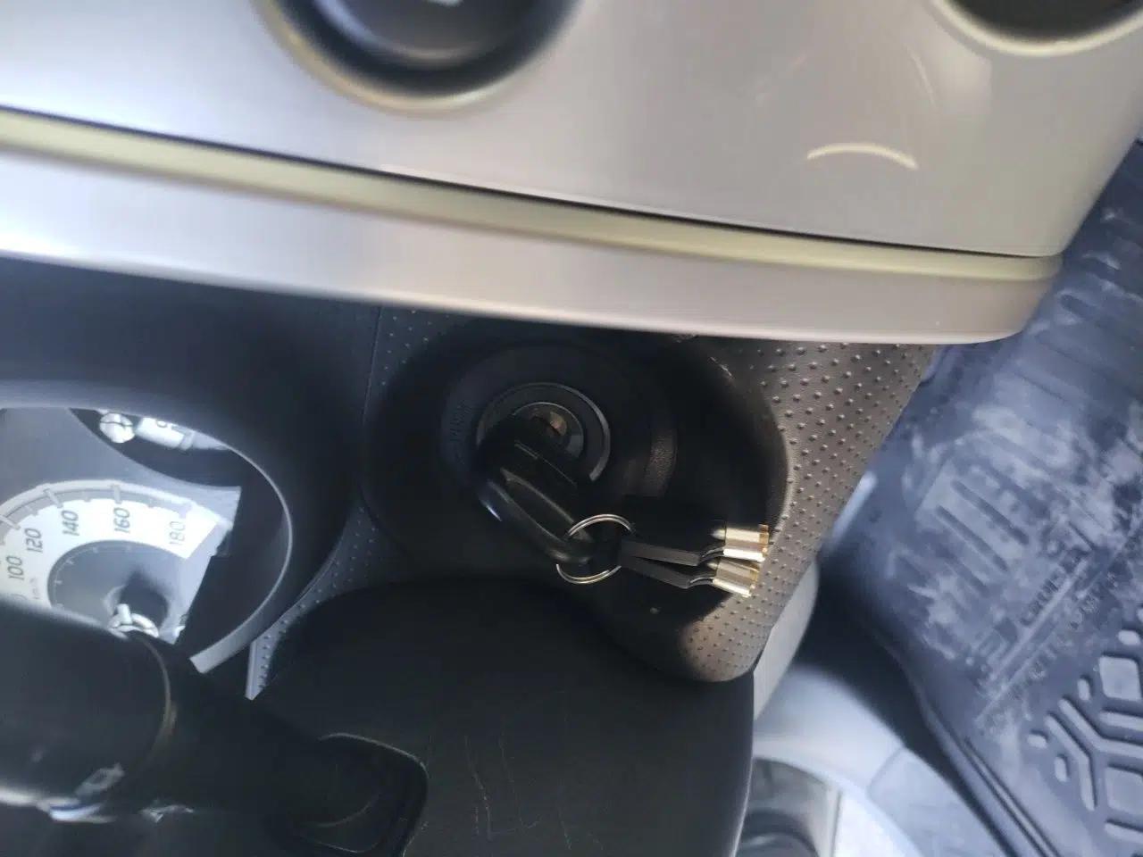 Toyota FJ Cruiser 2023 4.0L FINAL Edition – Eight-Cylinder – Middle East — миниатюра 9