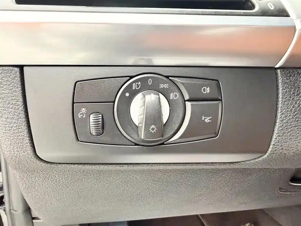 2010 BMW X5 M — миниатюра 17