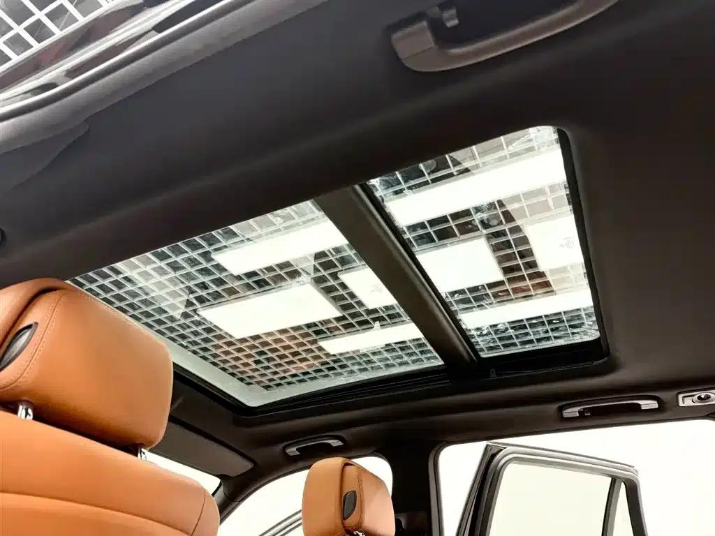 2010 BMW X5 M — миниатюра 19