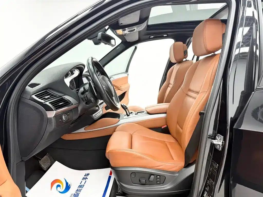 2010 BMW X5 M — миниатюра 4