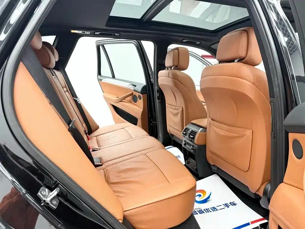 2010 BMW X5 M — миниатюра 7