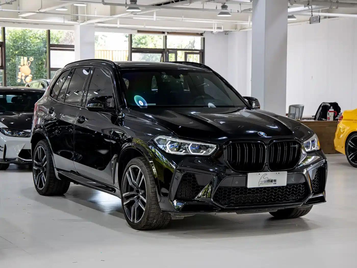2022 BMW X5 M — миниатюра 3