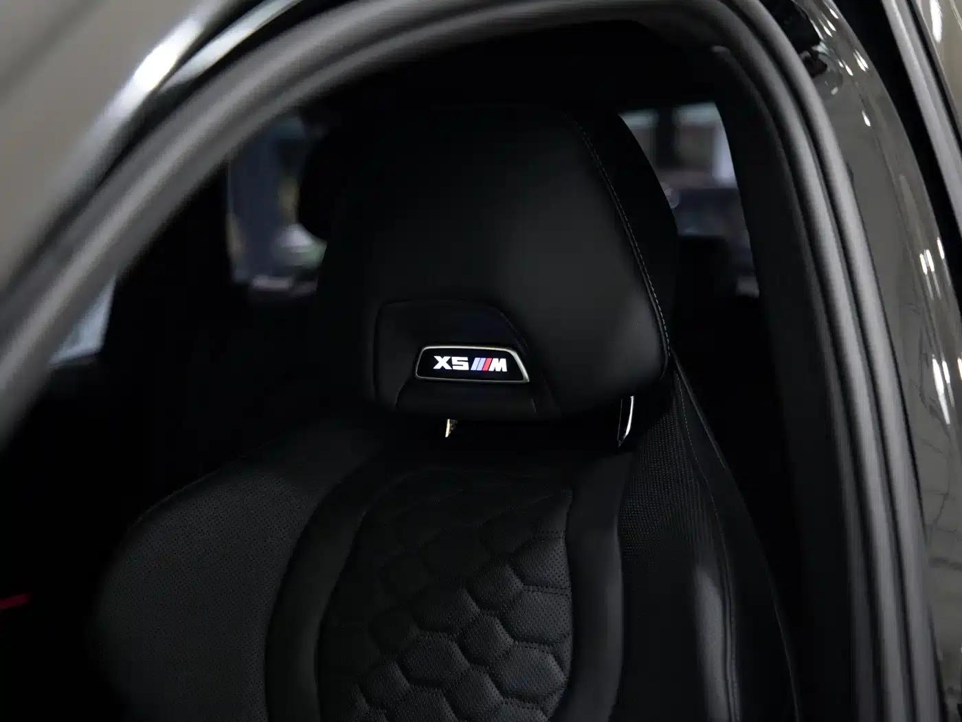 2022 BMW X5 M — миниатюра 8