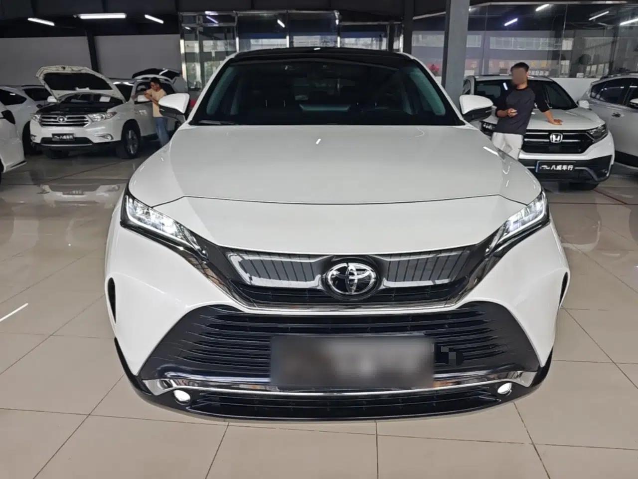Toyota Harrier 2022 2.0L CVT Two-Wheel Drive Entry Version — миниатюра 2